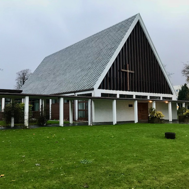 Stavangerissa kokoonnumme paikassa nimeltä Kampen kirke.